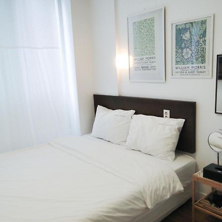 Ekonomy Haeundae Hostel Busan Bagian luar foto